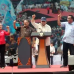 Presiden Prabowo Memberi Pernyataan Saat Hadiri Peringatan Hari Buruh May Day di Monas
