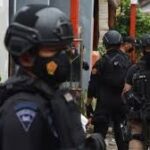 Densus 88 Tangkap Terduga Teroris Terafiliasi ISIS di Sulawesi Selatan