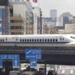 Kereta Shinkansen Jepang Terhenti 1,5 Jam Gara-gara Ular, Begini Kronologinya