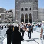 Panas Ekstrem di Makkah, Jemaah Haji Diminta Tak Berlebihan Ibadah Sunah