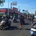 Kawasan Otista Jaktim Memanas Pagi Ini, Massa Ricuh dengan Polisi, Gas Air Mata Ditembakkan